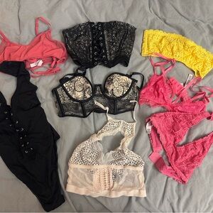 HUGE Victorias Secret Bralette/bodysuit/lingerie lot XS